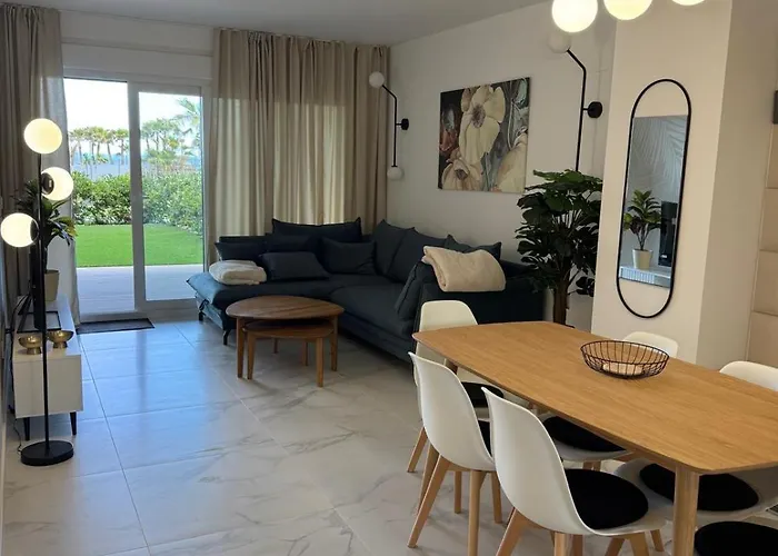 Seafront Punta Prima 公寓 托雷维耶哈